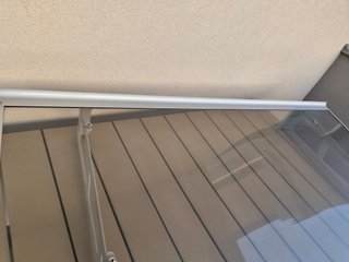 Pensilina in policarbonato trasparente