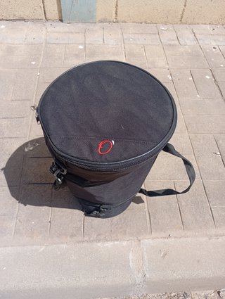 Timbal con funda de transporte