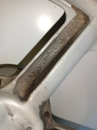 Llanta trasera Honda CB 250 de 1992-2005