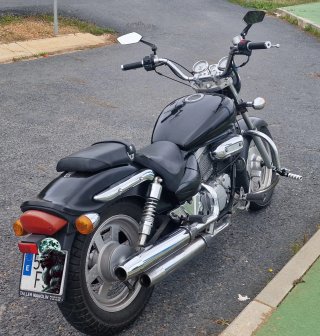 Hyosung Aquila 125cc Negra