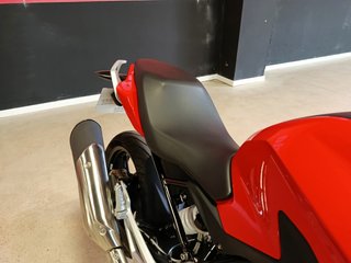BMW G 310 R