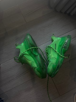 Balenciaga Triple S Verde