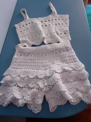 Conjunto crochet top y pantalón hecho a mano