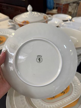 Juego de vajilla de porcelana