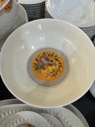 Juego de vajilla de porcelana