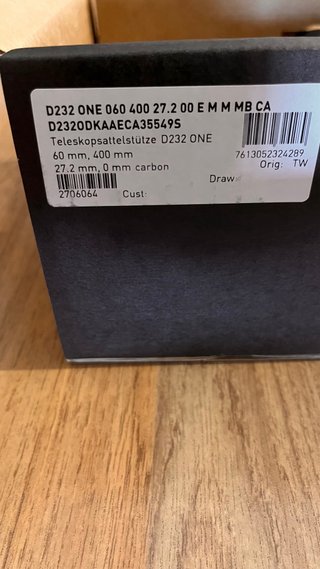 Tija telescópica DT Swiss D232 One Carbono 27.2mm