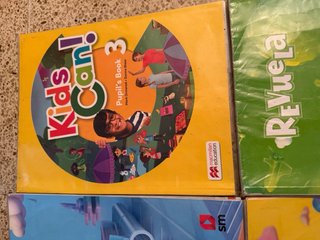 Libros de texto de 3 Primaria, revuela, sm
