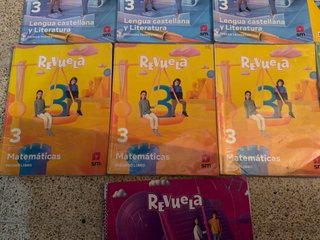 Libros de texto de 3 Primaria, revuela, sm