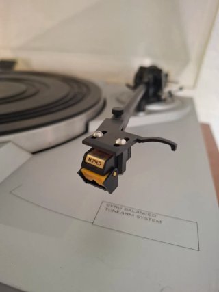 Giradischi Kenwood modello KD-1600 Automatic Argento