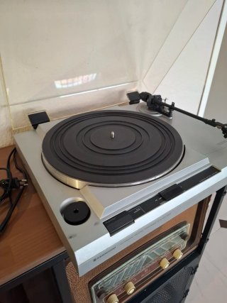 Giradischi Kenwood modello KD-1600 Automatic Argento