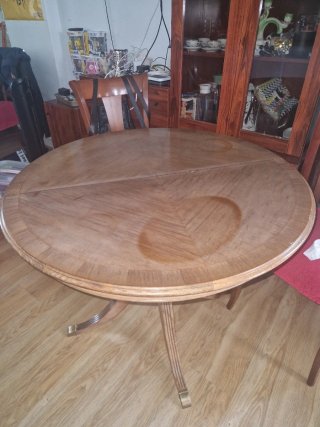 Mesa de comedor redonda extensible