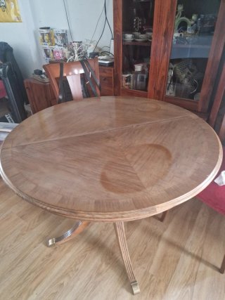 Mesa de comedor redonda extensible