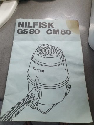 Aspirador Nilfisk GS80 semiindustrial