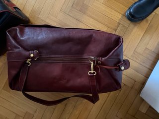 Borsa in pelle nera e bordeaux