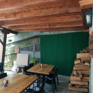 Toldo lateral color verde carruaje