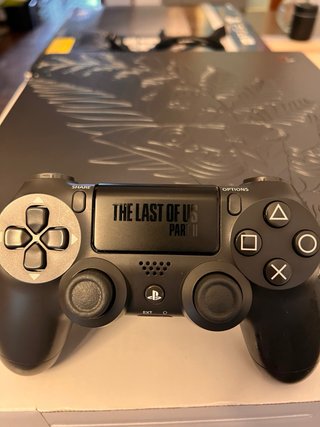 PS4 Pro Edizione Limitata The Last of Us