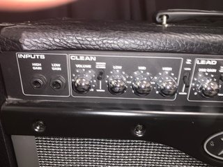 Amplificador Peavey Bandit 112 Sheffield