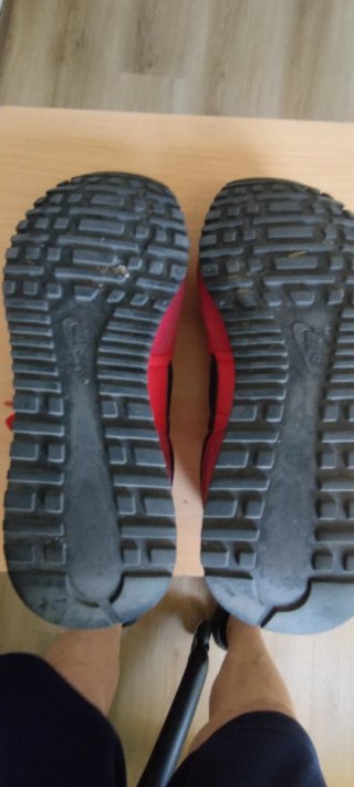 Zapatillas Nike Air Rojas y Blancas