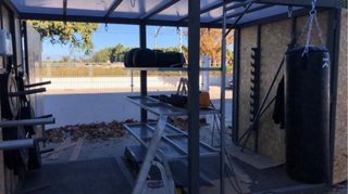 Estructura Gimnasio Exterior con Equipamiento