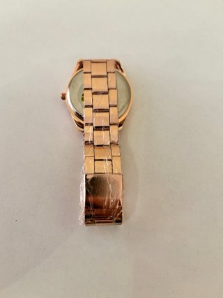 Reloj color Oro Rosa con Brillantes en la esfera