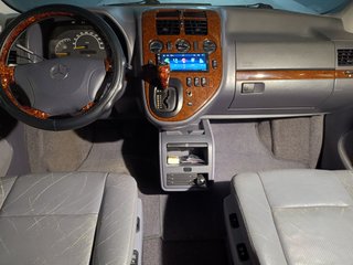 Mercedes-Benz Clase V 2001 152000 kms.