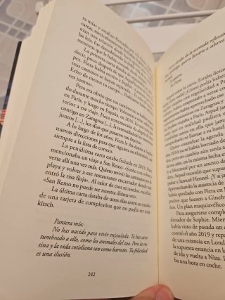 Libro Un animal salvaje de Joel Dicker como nuevo