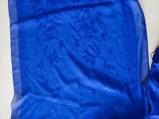 Foulard scialle blu velato leggero