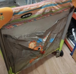 Cuna de viaje con 2 colchones