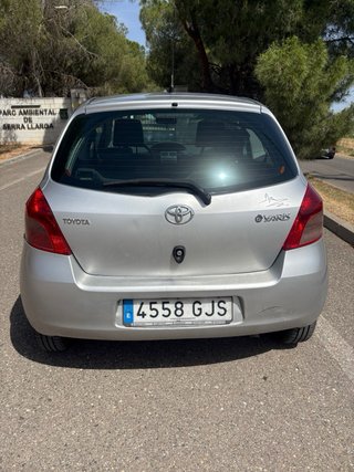 Toyota Yaris 2010