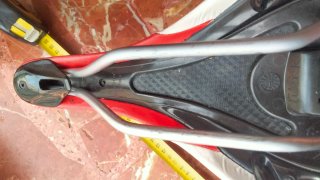 Sillín Fizik Aliante delta mg rail rojo blanco