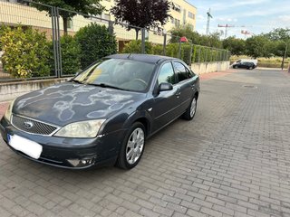 Ford Mondeo 2004 tel 666217952