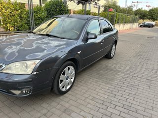 Ford Mondeo 2004 tel 666217952