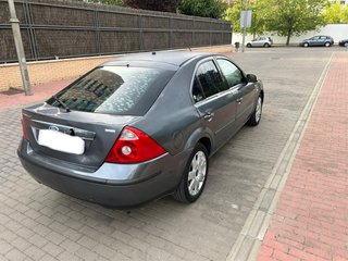 Ford Mondeo 2004 tel 666217952