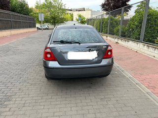 Ford Mondeo 2004 tel 666217952