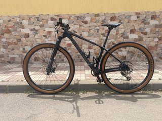 Bicicleta MTB Cannondale Carbono