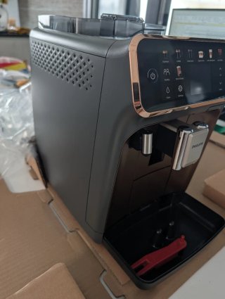 Cafetera Philips 5500 LatteGo Bronce