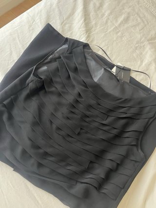 Vestido Zara volantes negro talla M