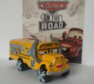 SCHOOL BUS "MISS FRITTER"