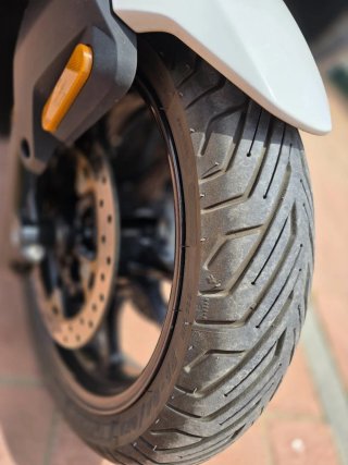 BMW C400 GT Maxi Scooter Gris/Blanco