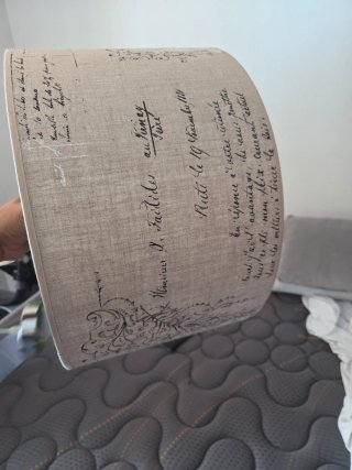Lámpara de mesa diseño tela