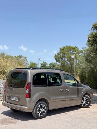 PEUGEOT PARTNER 2016 HDI 7 PLAZAS 🔵