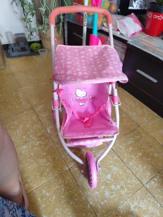 Cochecito de bebé rosa