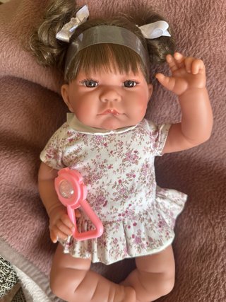 Muñeca Nica con coletas.