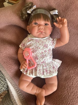 Muñeca Nica con coletas.