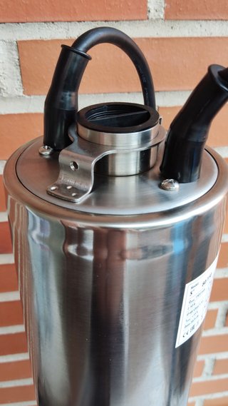 Bomba de agua para pozo ancho 2 CV