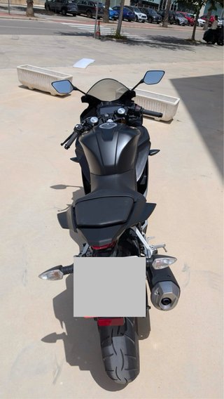 Yamaha YZF 125R Negra