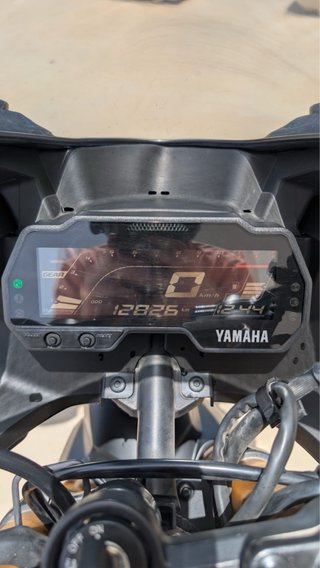 Yamaha YZF 125R Negra