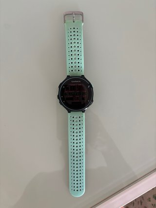Reloj Garmin Forerunner 235 negro y verde