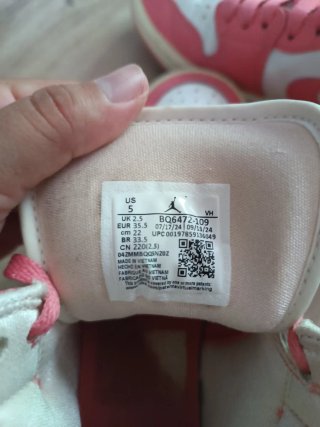 Zapatillas Jordan Air 1 Mid Salmón y Blanco