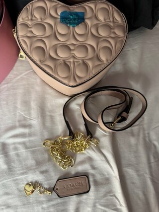 Bolso Corazón Coach Beige